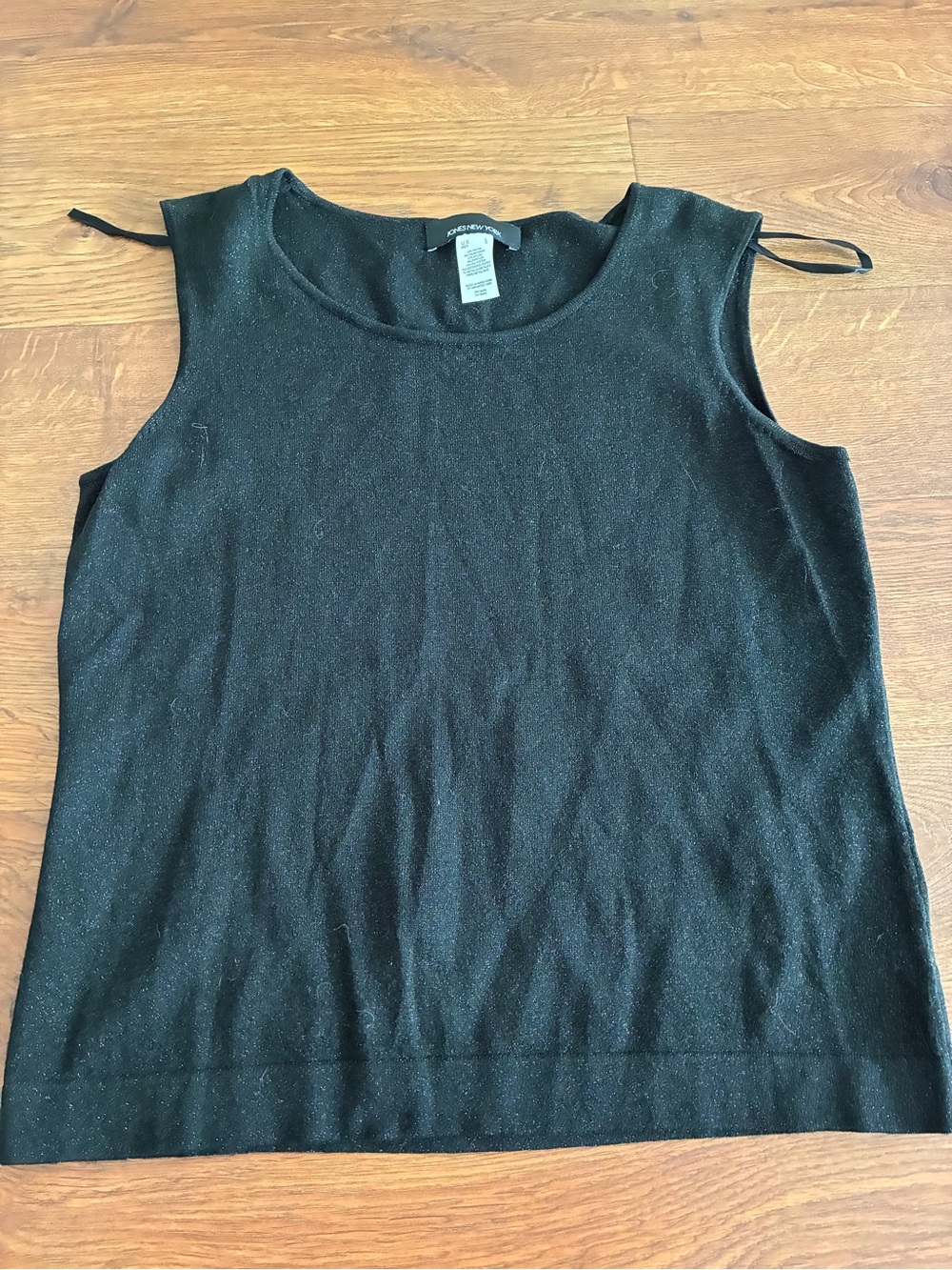 New Jones New York black sleeveless knit shell top